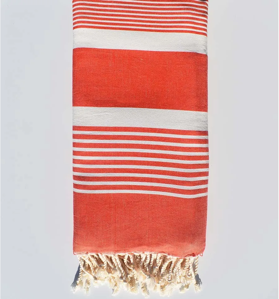 Telo mare grande piatto rosso con strisce bianche Fouta Tunisia - 1