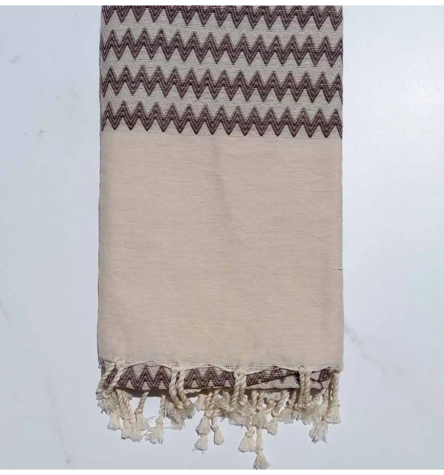 Fouta zigzag ecru e marrone 