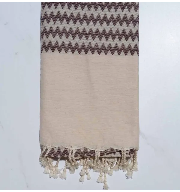 Fouta zigzag ecru e marrone 