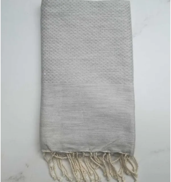 Fouta nido d'ape unita grigio chiaro con lurex argento 