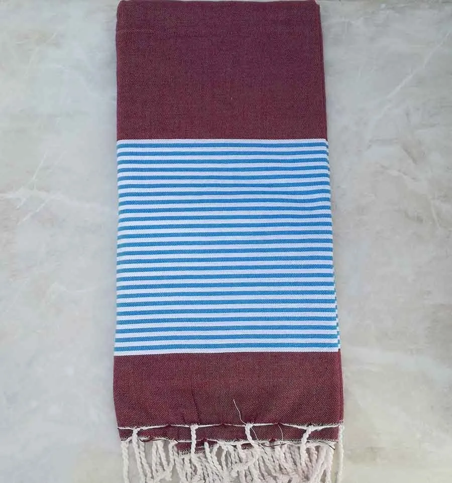 grande fouta rosso bordeaux con strisce blu 