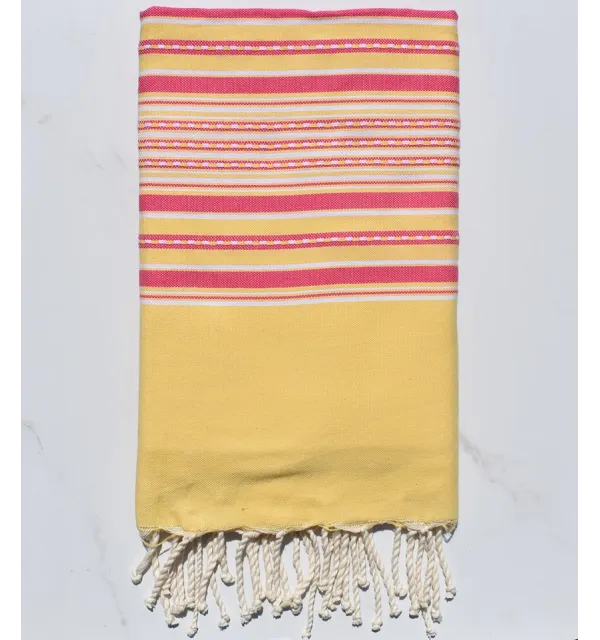 Fouta arabesco giallo con strisce rosa 