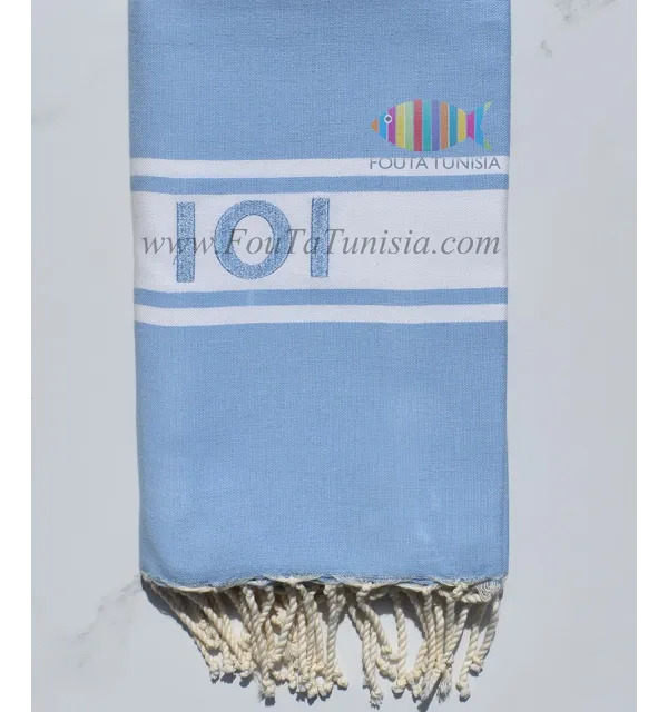 Fouta con ricamo blu cielo 